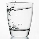 10 Manfaat Air Putih Bagi Kesehatan