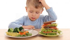Trik Menghadapi Anak Yang Susah Makan