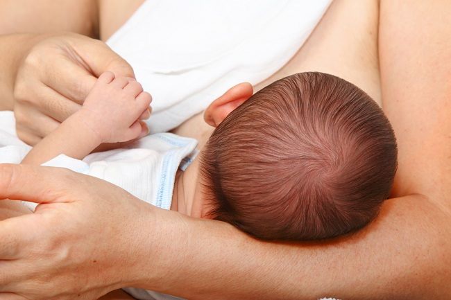 Catat ! Makanan Yang Harus Dihindari Oleh Ibu Menyusui